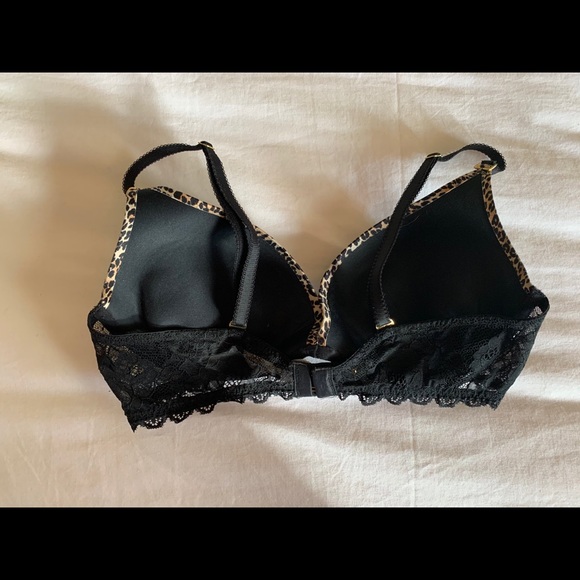 Victoria Secret Leopard Push-up Bra - Picture 2 of 3